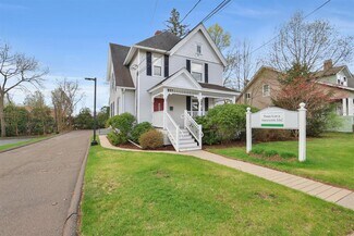 Plus de détails pour 36 School St, Glastonbury, CT - Bureau à vendre