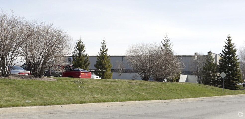 565 Rue Sagard, St-Bruno-de-Montarville, QC à louer - Photo de l’immeuble – Image 2 sur 2