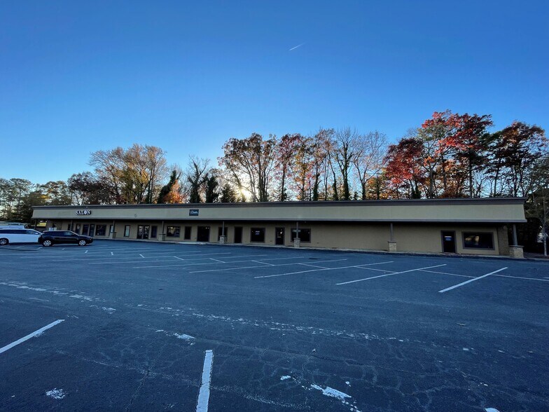 3900 Lavista Rd, Tucker, GA à louer - Photo de l’immeuble – Image 1 sur 4