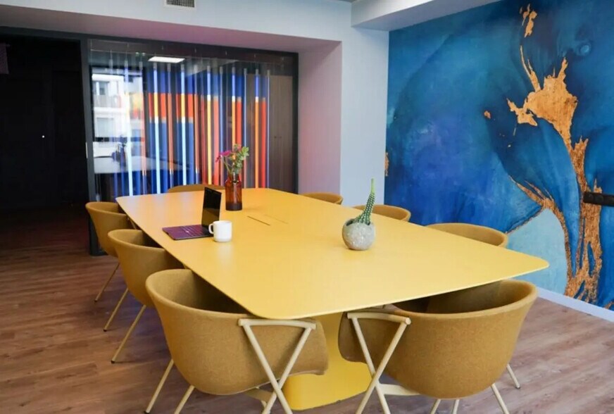 Bureau dans Paris à louer - Photo de l’immeuble – Image 2 sur 20