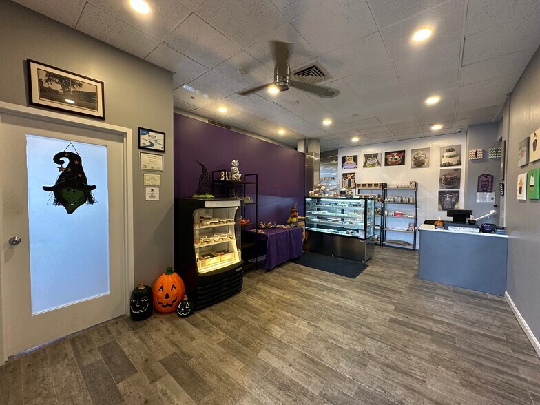 97-103 Elm St, Millbury, MA à louer - Photo de l’immeuble – Image 3 sur 10