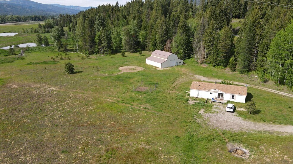 774 Old Kootenai Trl, Sandpoint, ID à vendre - Aérien – Image 3 sur 11