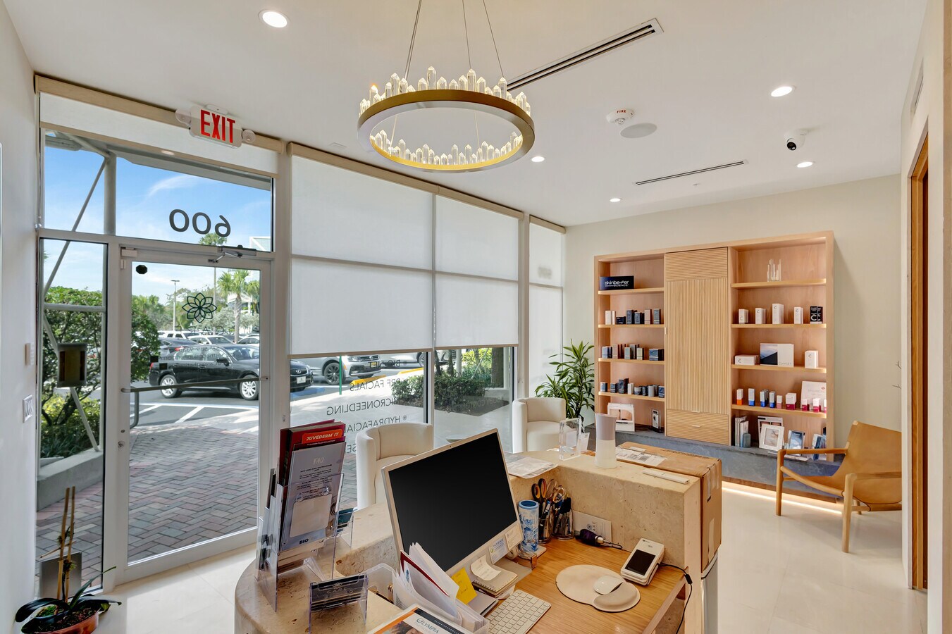2151 S Alternate A1A Hwy, Jupiter, FL 33477 - Lot 600 - - Photo intérieure - Image 1 of 16
