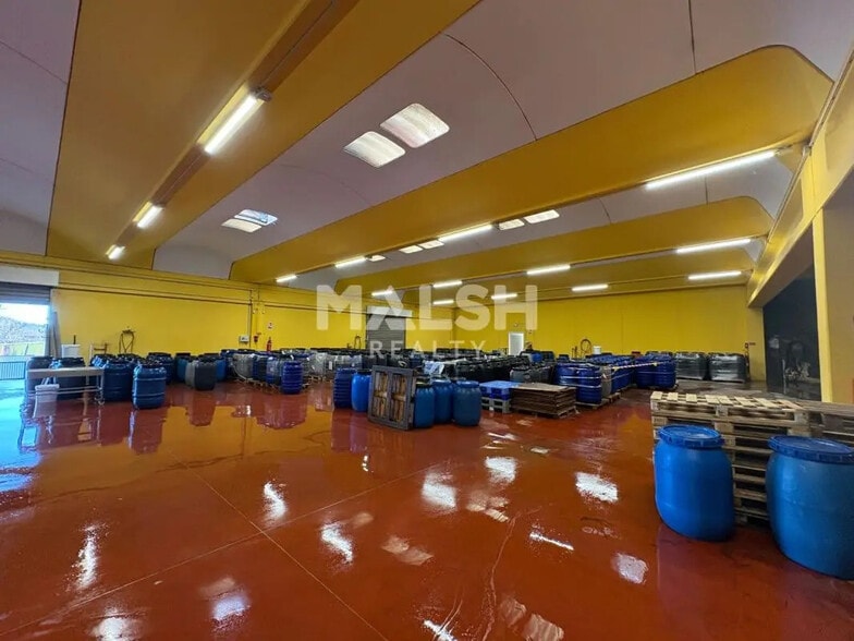 Bureau dans Montagny à louer - Photo de l’immeuble – Image 2 sur 24