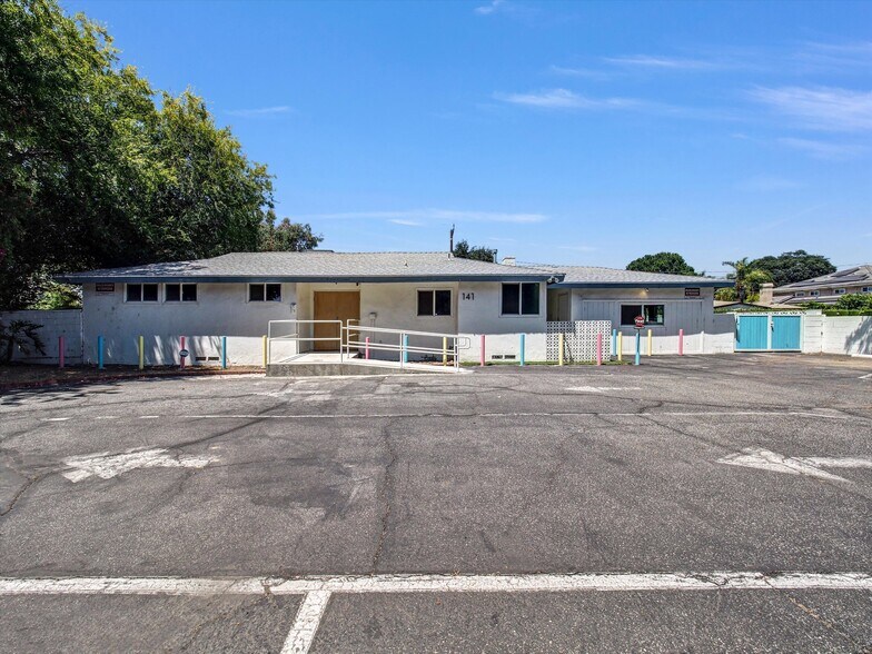 141 Las Tunas Dr, Arcadia, CA à vendre - Photo de l’immeuble – Image 2 sur 27