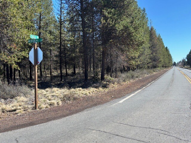 16401 Memorial Lane and Huntington Rd., La Pine, OR à vendre - Photo de l’immeuble – Image 3 sur 14