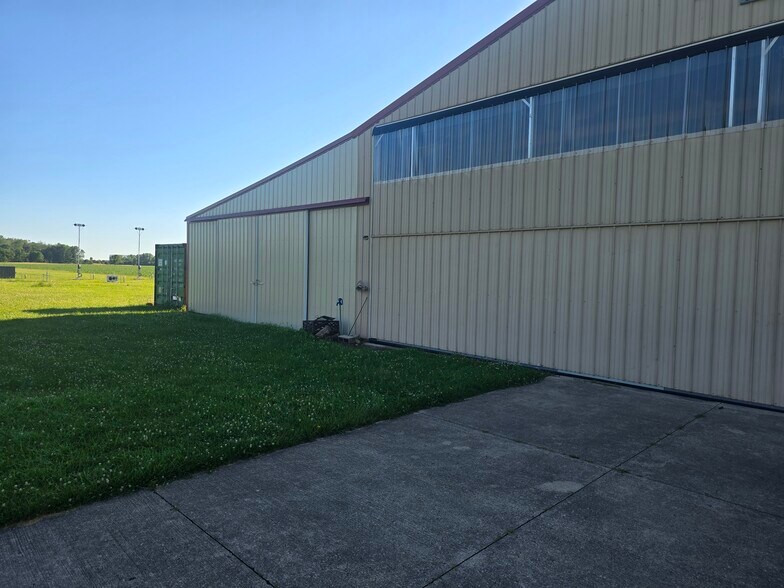4250 W 600 S, Pendleton, IN à vendre - Photo de l’immeuble – Image 3 sur 13