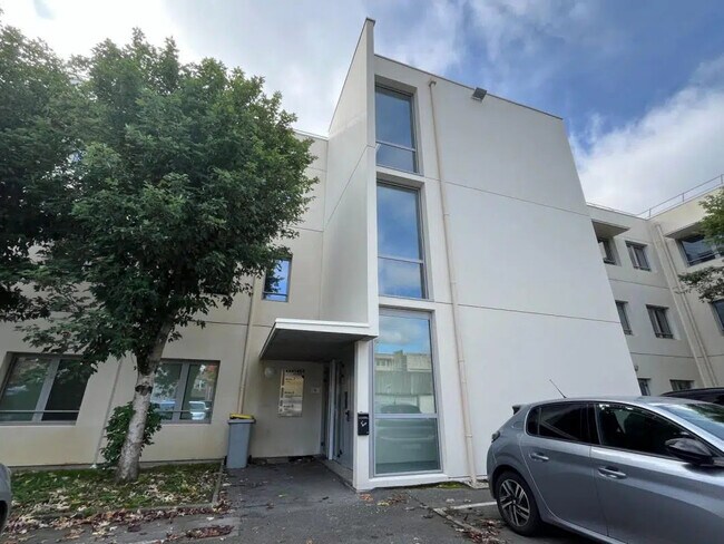 Plus de détails pour 32 Rue De Coulongé, Nantes - Bureau à louer