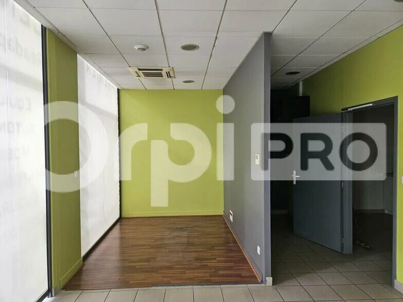 Local commercial dans Bordeaux à vendre - Photo de l’immeuble – Image 3 sur 6