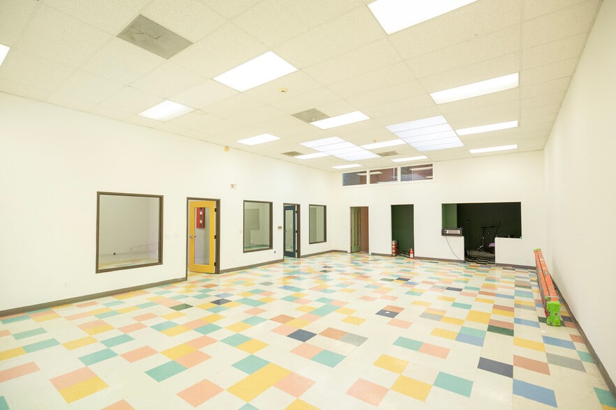 1112 D St, Sacramento, CA à louer - Photo intérieure – Image 3 sur 21