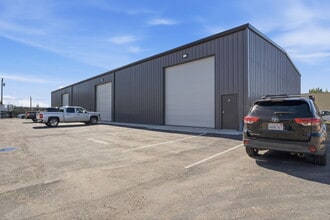 8217 Lander Ave, Hilmar, CA à louer Photo intérieure– Image 2 sur 19
