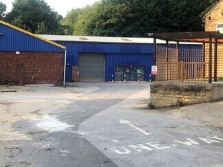 Plus de détails pour St. Peg Ln, Cleckheaton - Industriel/Logistique à louer