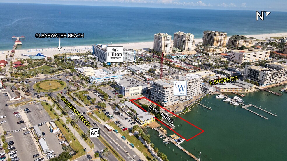403 E Shore Dr, Clearwater, FL à vendre - Photo de l’immeuble – Image 3 sur 10