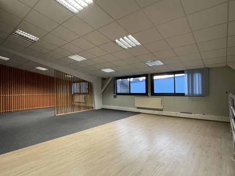 Bureau dans Le Havre à louer - Photo de l’immeuble – Image 2 sur 4