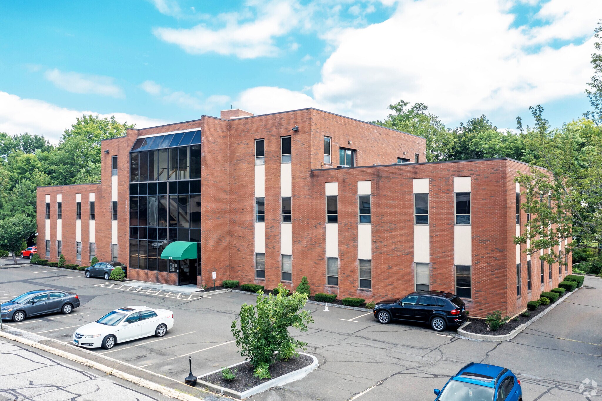 131 West St, Danbury, CT à louer Photo principale– Image 1 sur 14
