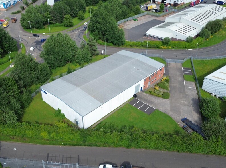 2 South Caldeen Rd, Coatbridge à vendre - Photo de l’immeuble – Image 1 sur 13