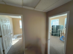 4270-4282 Hudson Dr, Stow, OH à louer Photo intérieure– Image 1 sur 7