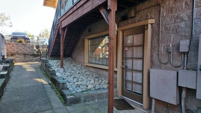 875-877 Embarcadero Dr, El Dorado Hills, CA à louer Photo de l’immeuble– Image 1 sur 14