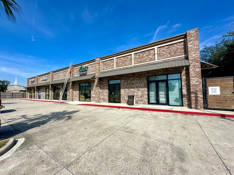 2101 S Claiborne Ave, New Orleans, LA à louer - Photo de l’immeuble – Image 2 sur 7