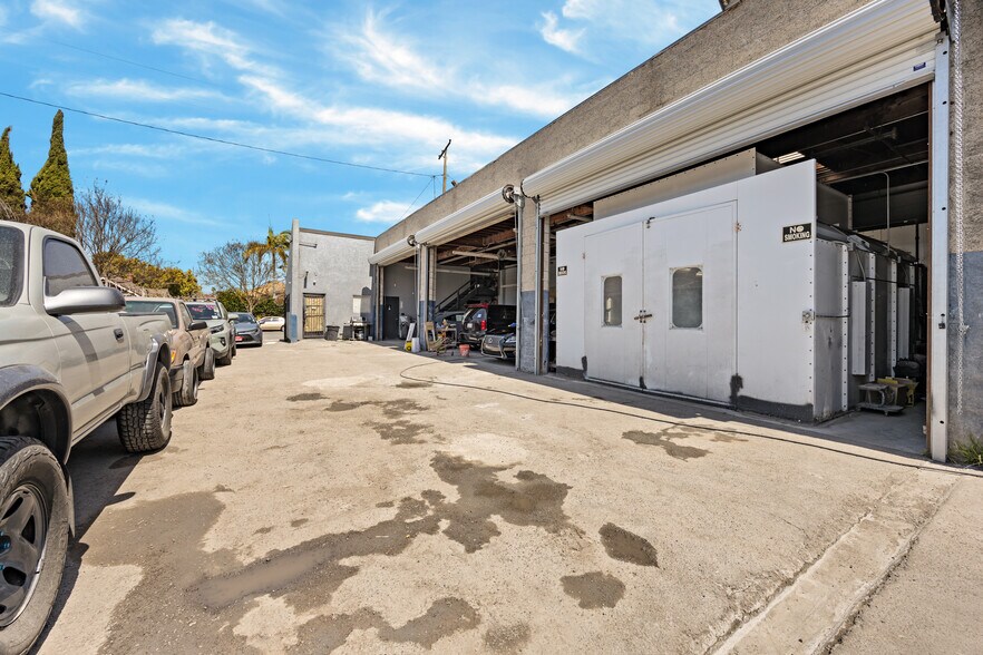 620 E 2nd St, Santa Ana, CA à vendre - Photo de l’immeuble – Image 3 sur 22