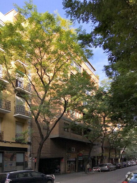 Calle de Blasco de Garay, 59, Madrid, Madrid à louer - Photo de l’immeuble – Image 1 sur 1