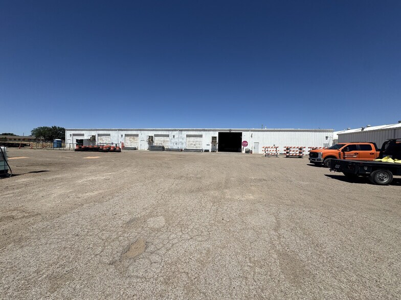 2201 D Ave, Amarillo, TX à vendre - Photo de l’immeuble – Image 3 sur 15