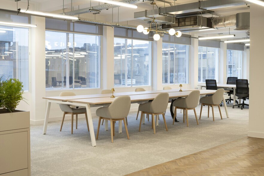 24-28 Oval Rd, Londres à louer - Photo de l’immeuble – Image 3 sur 41