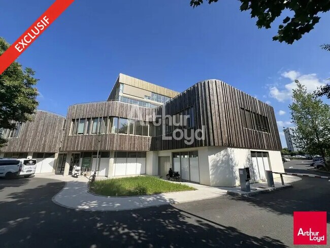 Plus de détails pour Bureau à vendre