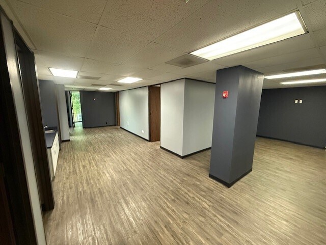 1717 Turning Basin Dr, Houston, TX à louer - Photo de l’immeuble – Image 2 sur 14