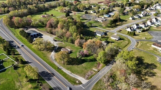 225 Moonglow rd, Fruitland, MD à vendre - Photo de l’immeuble – Image 3 sur 15