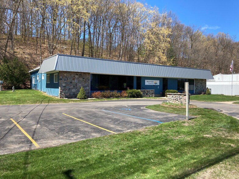 3639 Cass Rd, Traverse City, MI à louer - Photo principale – Image 1 sur 5