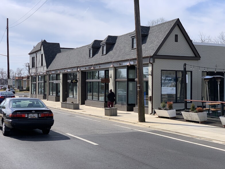 4802 Rhode Island Ave, Hyattsville, MD à louer - Photo de l’immeuble – Image 2 sur 37
