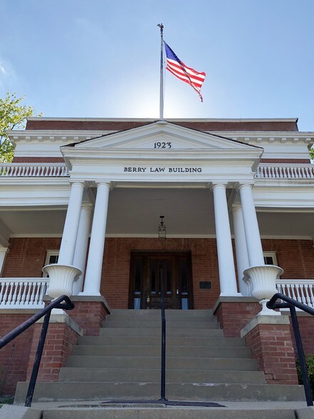 1923 N Classen Blvd, Oklahoma City, OK à louer - Photo de l’immeuble – Image 3 sur 32