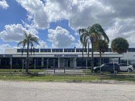 1600 Nw 165th St, Miami FL - Immobilier d'entreprise