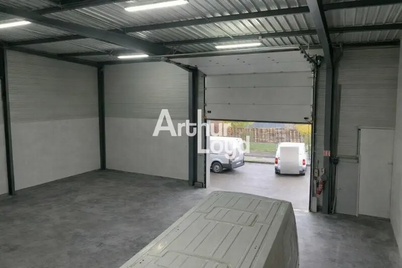 Local d'activités dans Annecy à vendre - Photo de l’immeuble – Image 3 sur 9