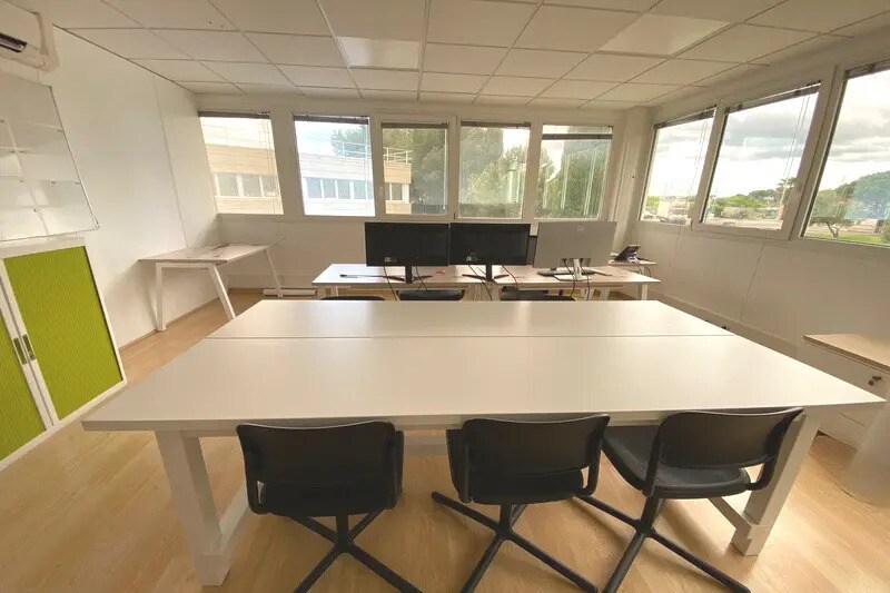 Bureau dans Montpellier à louer - Photo de l’immeuble – Image 3 sur 9