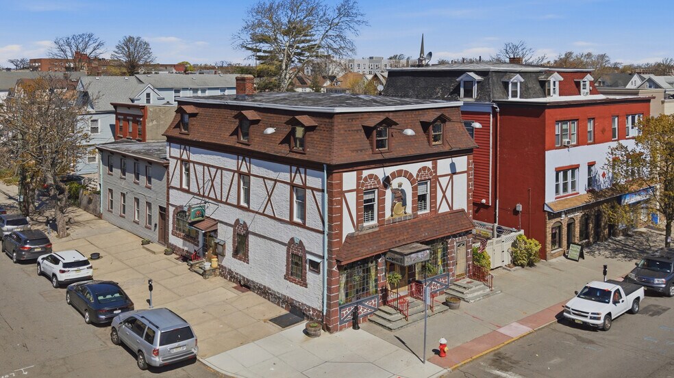 671-673 Broadway, Bayonne, NJ à vendre - Photo de l’immeuble – Image 2 sur 41