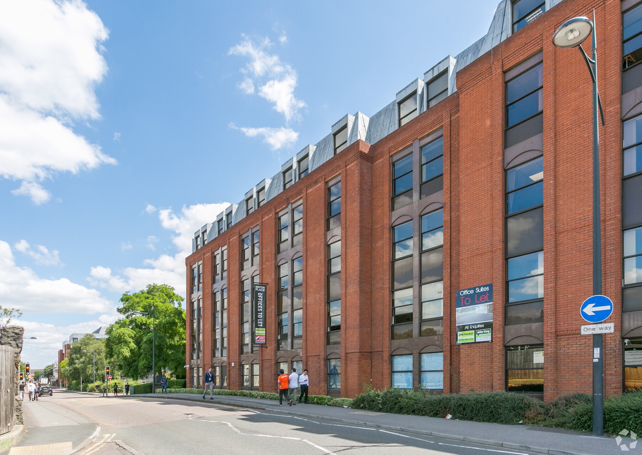 2 Station Rd, Swindon à vendre Photo principale– Image 1 sur 11