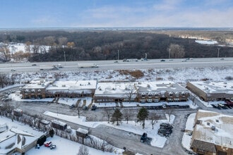 28045 N Ashley Cir, Libertyville, IL - Vue aérienne  vue de carte