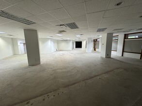 631 S 3rd St, Louisville, KY à louer Photo intérieure– Image 1 sur 6