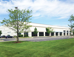 5650 Centerpoint Ct, Gurnee, IL à louer Photo de l’immeuble– Image 1 sur 3