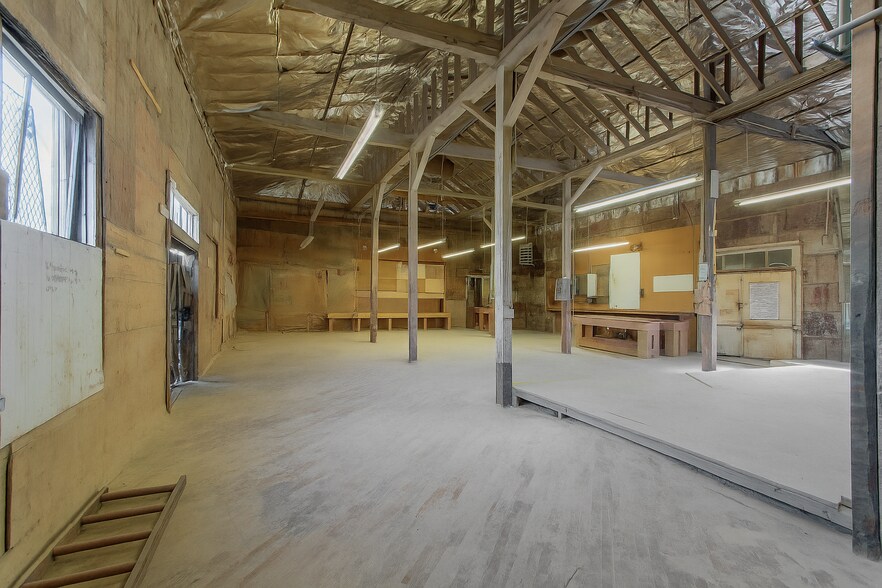 1500 3rd Avenue North, Nashville, TN à louer - Photo de l’immeuble – Image 2 sur 6