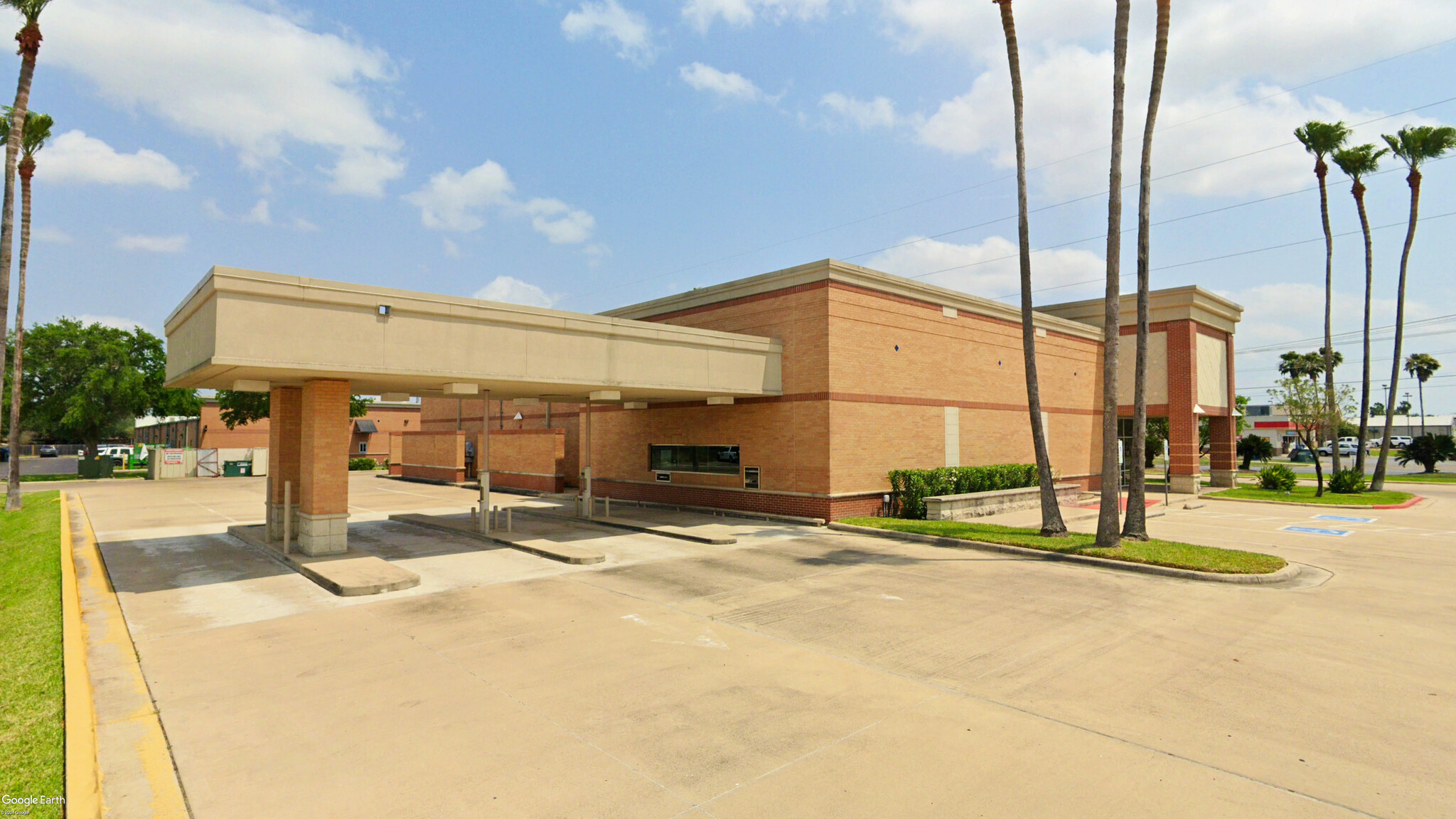 2228 Trenton Rd, McAllen, TX à louer Photo de l’immeuble– Image 1 sur 7