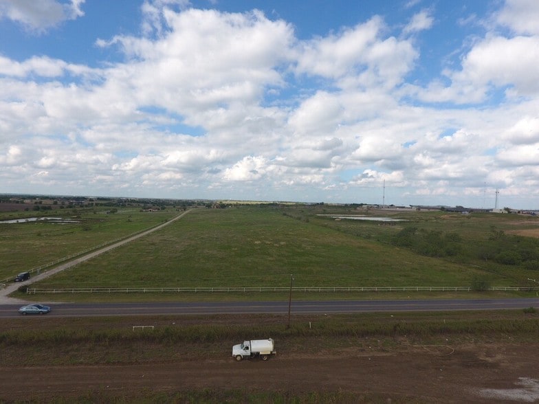 FM 407, Northlake, TX à vendre - Aérien – Image 2 sur 3