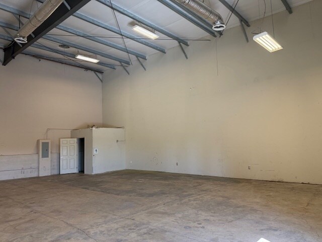 90 Rock Creek Rd, Copperopolis, CA à vendre - Photo de l’immeuble – Image 2 sur 4