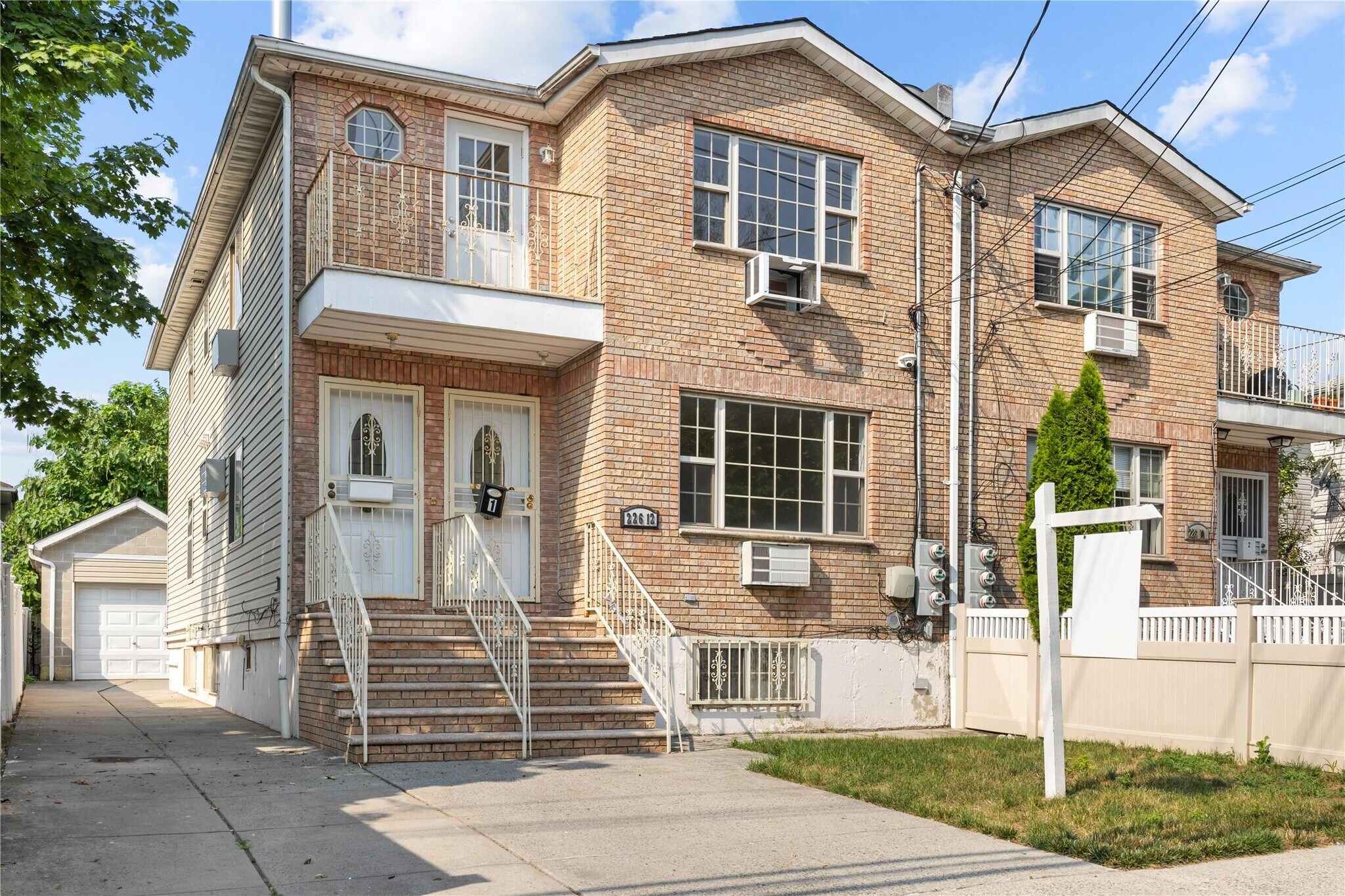 22612 146th Ave, Springfield Gardens, NY à vendre Photo de l’immeuble– Image 1 sur 23