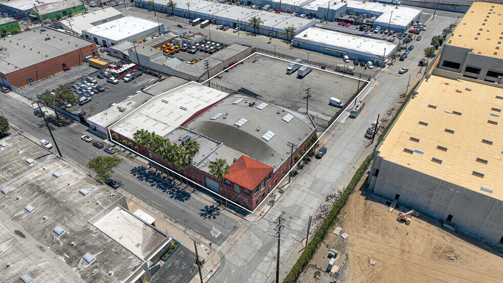 828 W Cowles St & 1444 San Francisco Ave portefeuille de 2 biens à vendre sur LoopNet.fr - Photo de l’immeuble – Image 3 sur 9