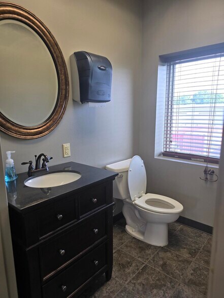 8700-8712 Counts Massie Rd, Maumelle, AR à louer - Photo de l’immeuble – Image 3 sur 23