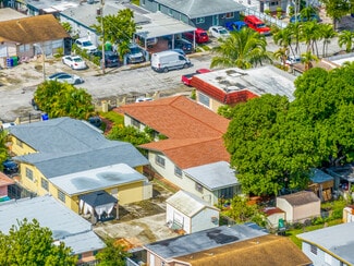 Plus de détails pour 1211 NW 32nd Pl, Miami, FL - Logement à vendre