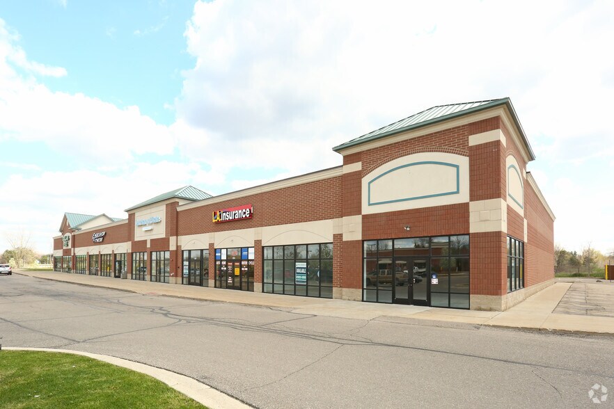 1400 Lawson Dr, Howell, MI à louer - Photo principale – Image 1 sur 5
